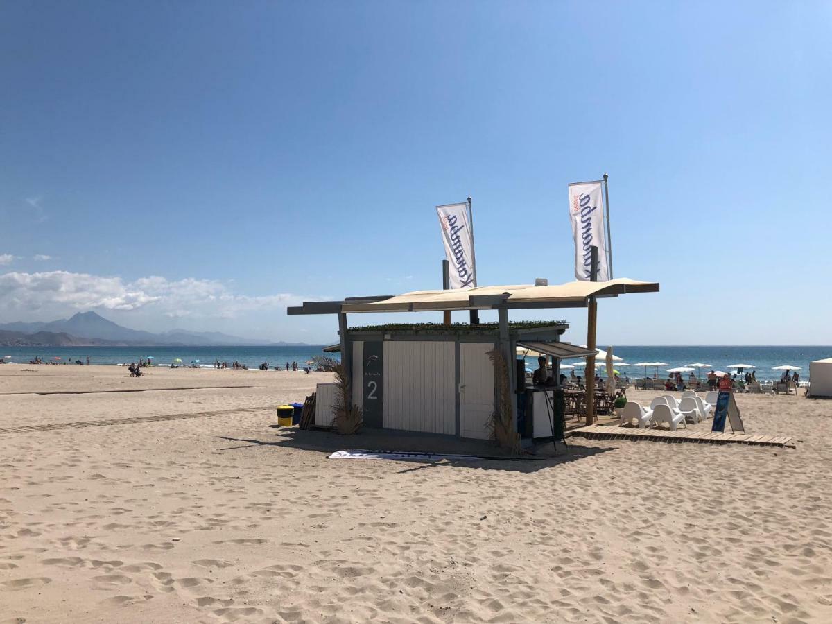 Gran terraza Muchavista San Juan Alicante El Campello Bagian luar foto